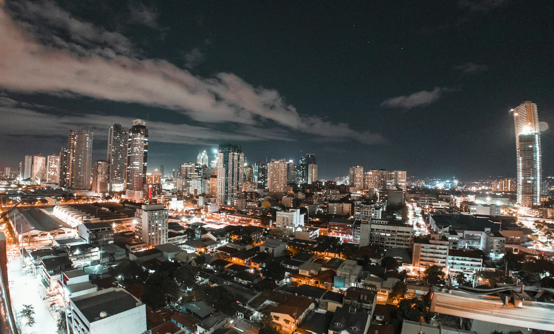 Taguig skyline